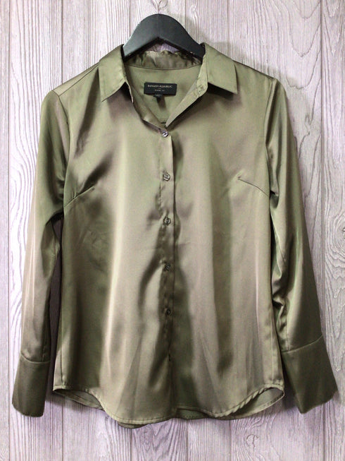 Banana Republic Blouse Size Small-Petite